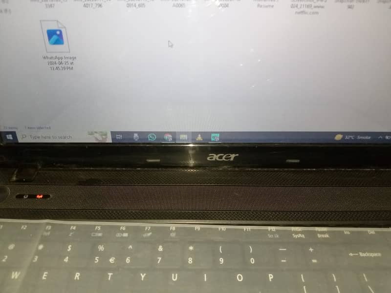 ACER LAPTOP 1st JEN i5  4\320 12