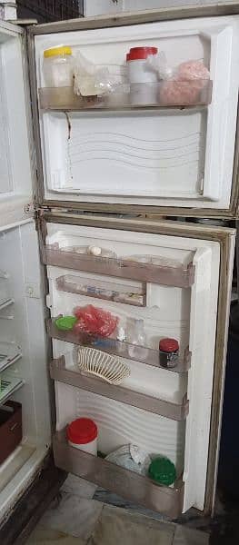 dowlance refrigerator for sale 3