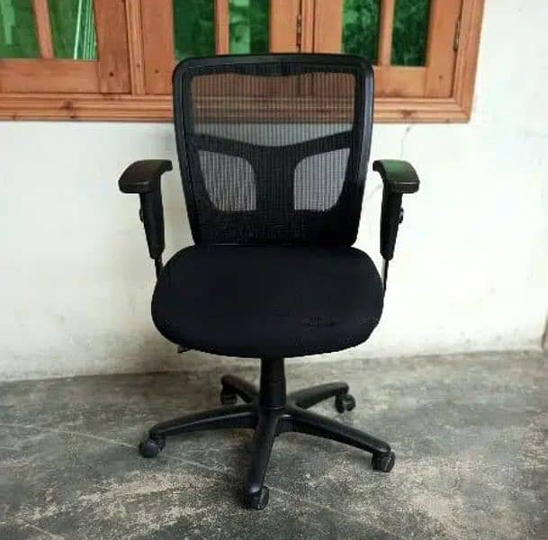 office chair in affordable price 1