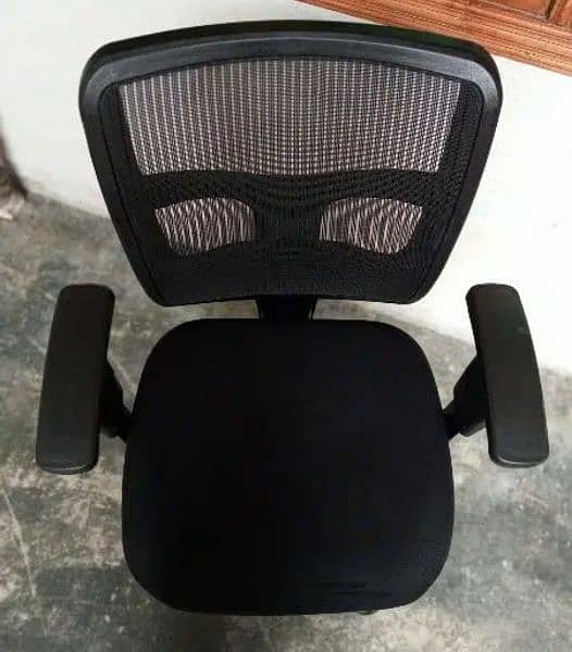office chair in affordable price 2
