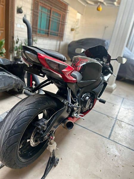 GSX-R 750 for sell in karachi 2