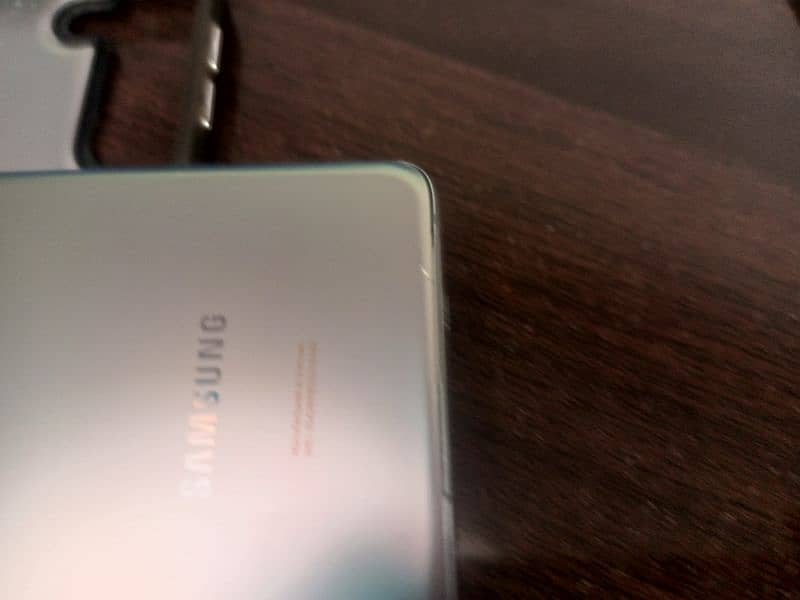 Samsung S21+ plus 8/128 with box Non PTA 8