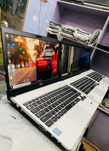 Fujitsu LifeBook Laptop 9