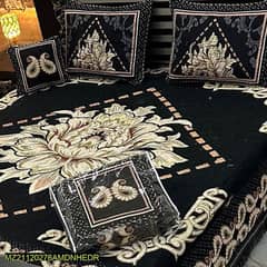 4Pices velvet bed sheet printed double bed