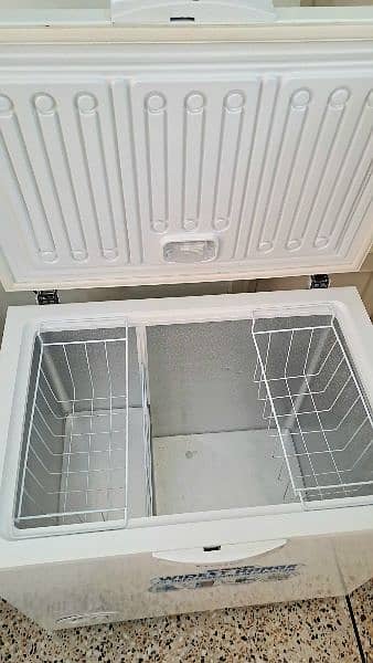 Waves deep freezer 10 CFT just 1 month used, excellent condition 2