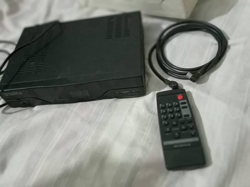 TV dish Receiver for sale in good condition 3