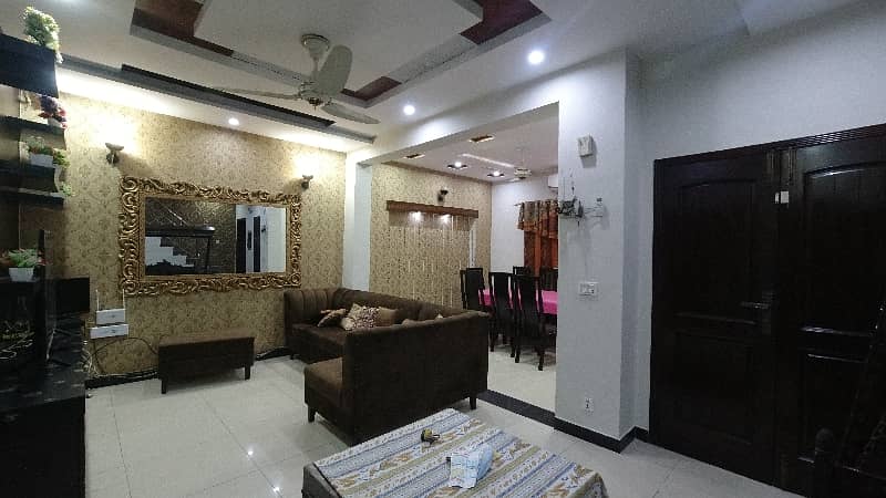 MODREN DESIGN 5 MARLA BRAND NEW FURNISHED HOUSE FOR SALE IN VERY REASOANBLE PRICE 8