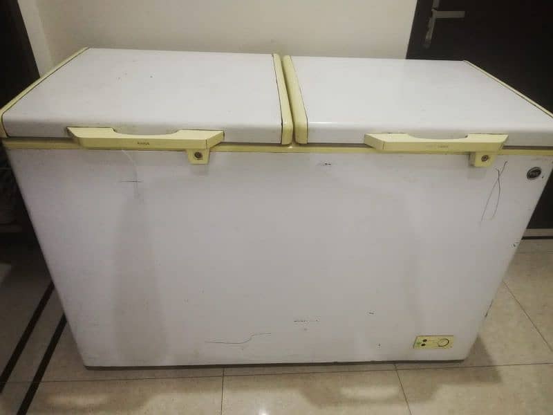 PEL LARGE SIZE FREEZAR IN GOOD CONDITION 3