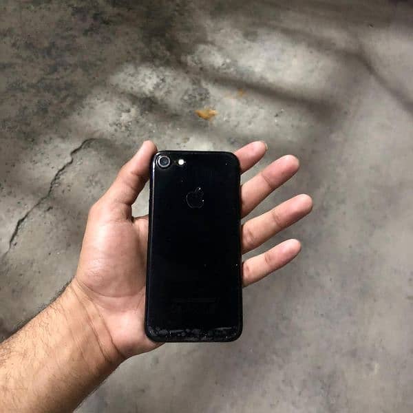 IPHONE 7 128 PTA APPROVED 3