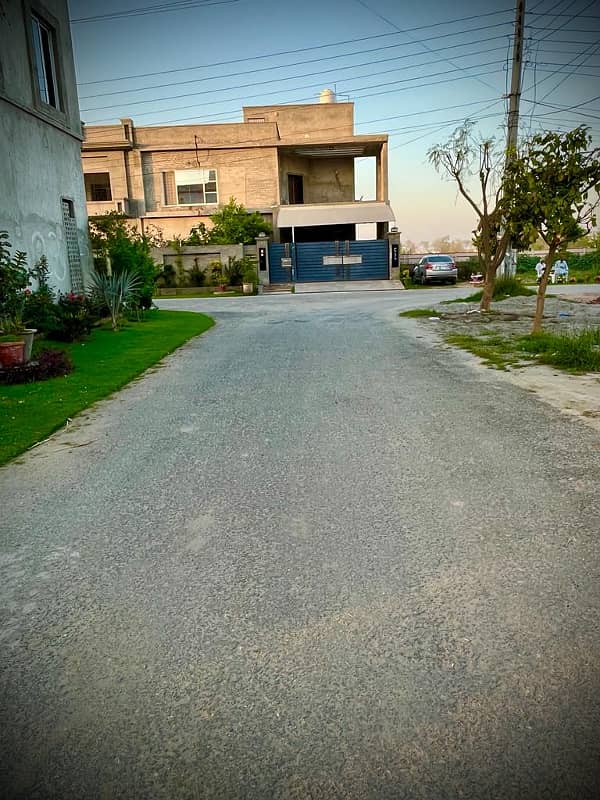 20 Marla Residential Plot for Sale Agrics Town - Main Raiwind Road 3