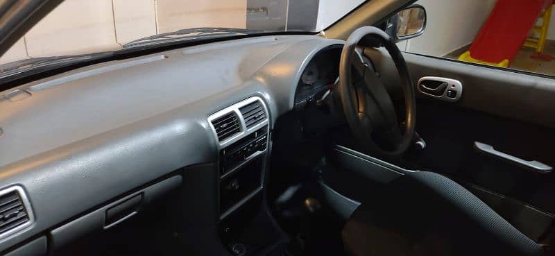Suzuki Cultus VXR 2014/2015. power steering and windows 6