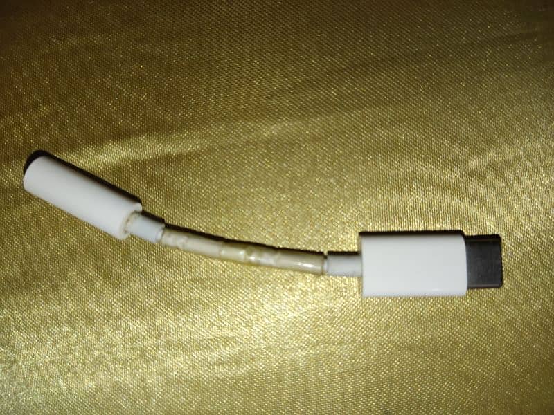USB-C To Headphone Jack Adapter | Original Apple 2