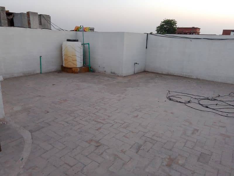 Separate Upper Portion with Garage near Shalimar metro station 5