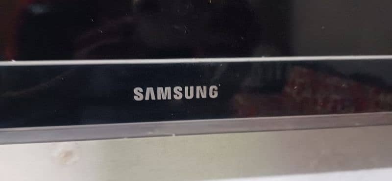 SAMSUNG LCD 50 Inch 1080 Full HD 2