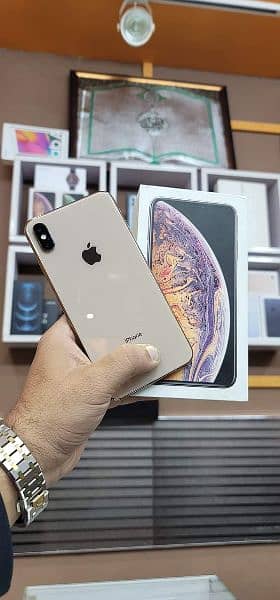 iPhone xs max sale WhatsApp number 03470538889 1