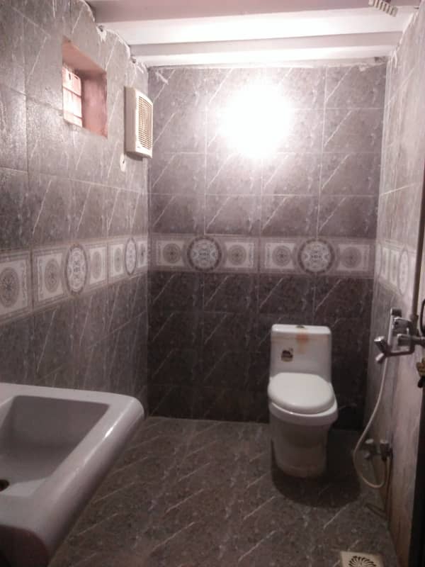 10 marla upper portion 3bad attch bath tvl for rent marble floring wood wark 8