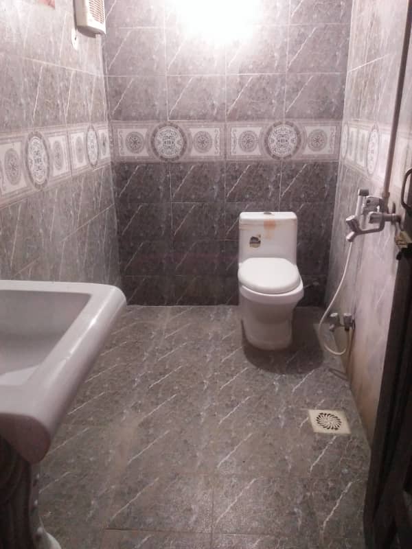 10 marla upper portion 3bad attch bath tvl for rent marble floring wood wark 16