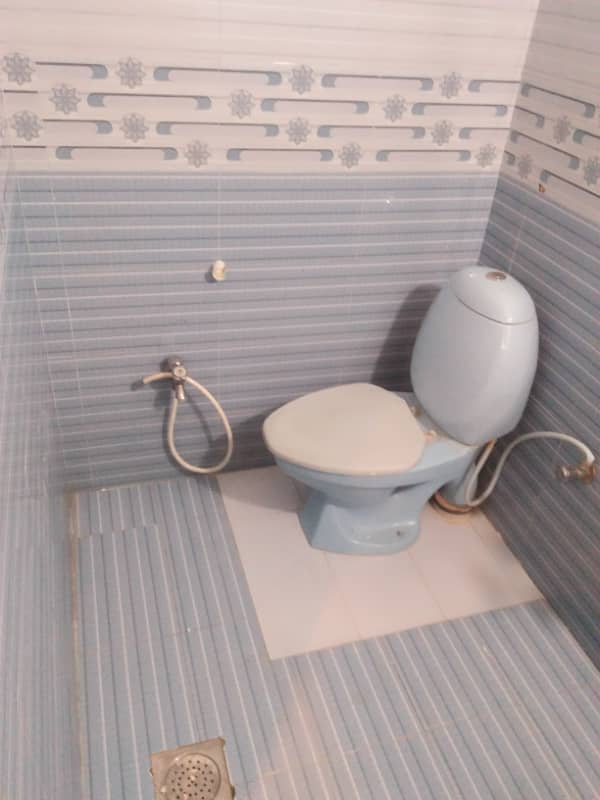 10 marla upper portion 3bad attch bath tvl for rent marble floring wood wark 17