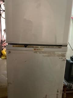 Dawlance fridge 9.5/10 condition . .