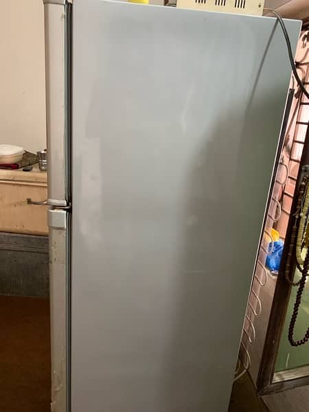 Dawlance fridge 9.5/10 condition . . 1