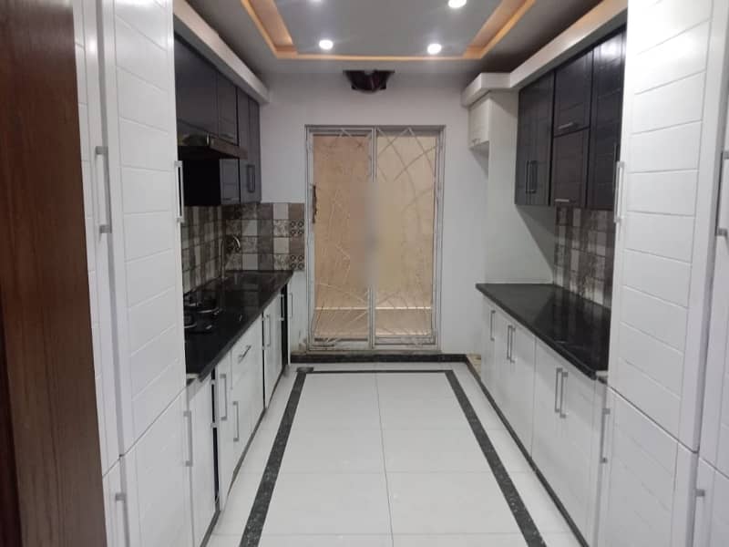 House For Rent In Rs. 170000/- 1