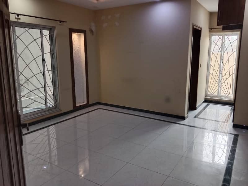 House For Rent In Rs. 170000/- 10
