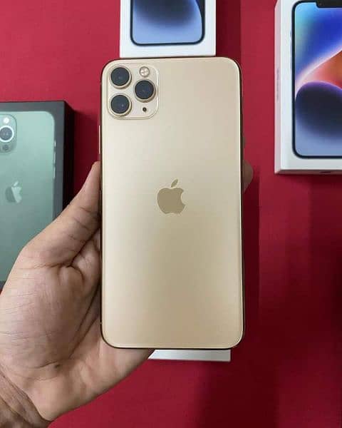 iPhone 11 pro max fresh condition available WhatsApp num 03470538889 7
