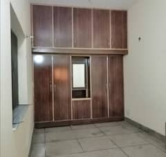 8 Marla Upper Portion Is Available In Affordable Price In Model Town Link Road
