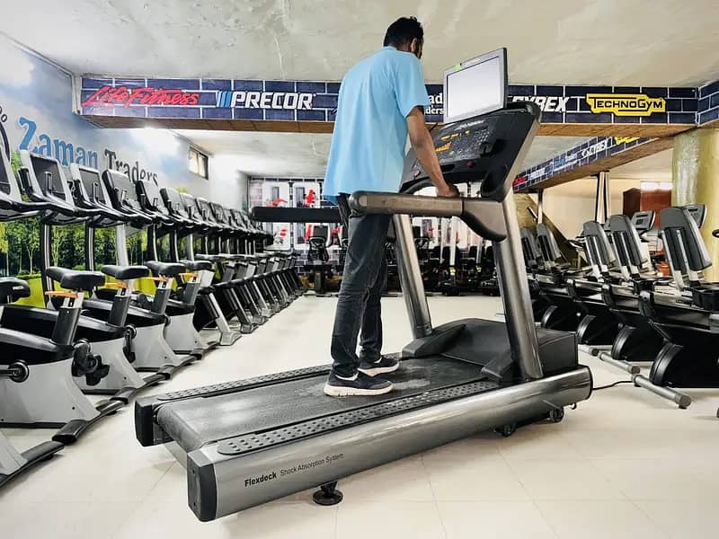 Treadmill,Gym Commercial,USA Imported, Life Fitness, Cybex, Precor 1