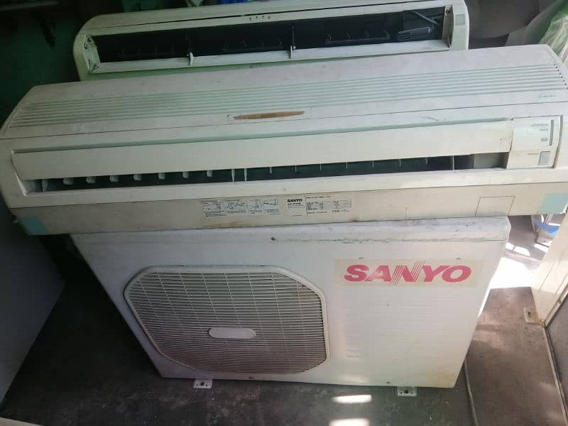 Ac for sale good condition 8