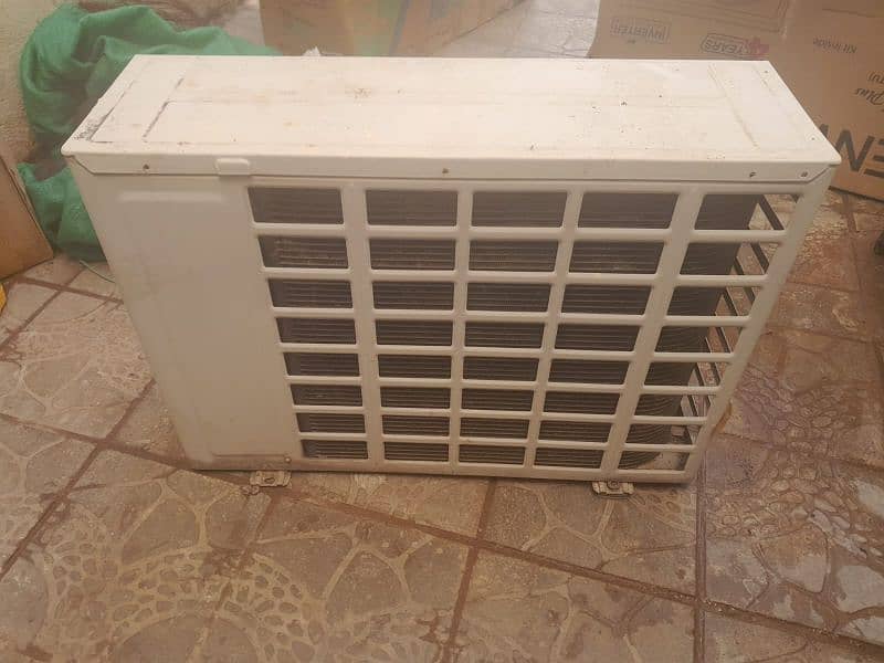 Ac for sale good condition 9