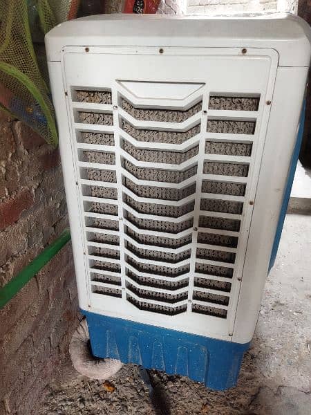 i want to sale air coolar 10/10 condition 5