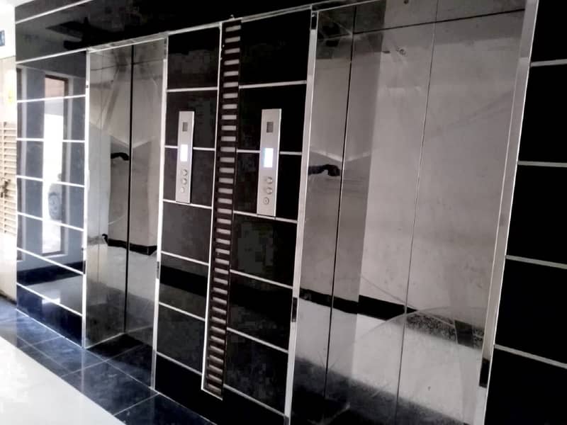 A 1800 Square Feet Flat Is Up For Grabs In Gulshan-e-Iqbal Town 18