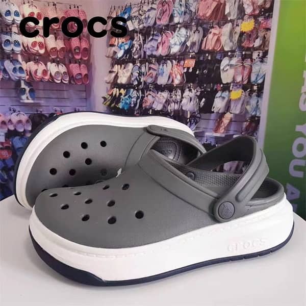Crocs full force 1