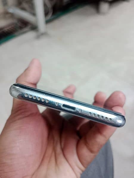 iPhone x 64 gb pta proved 2