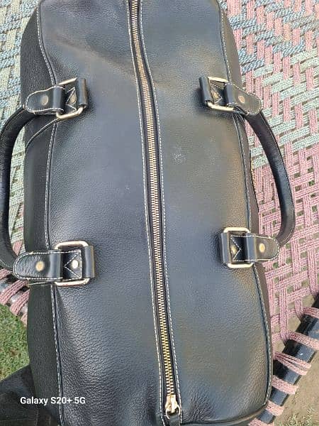 orignal leather duffel Bag humayoun Almgir 1