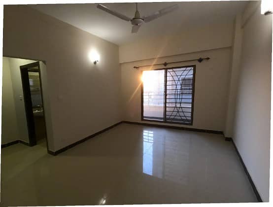 2700 Square Feet Flat In Stunning Askari 5 - Sector J Is Available For rent 10