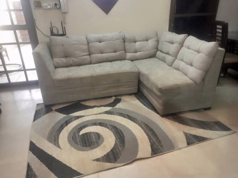 Sofa set with marching carpet 1