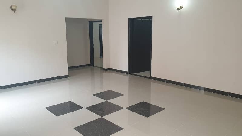 2600 Square Feet Flat For sale In Askari 5 - Sector E Karachi 10