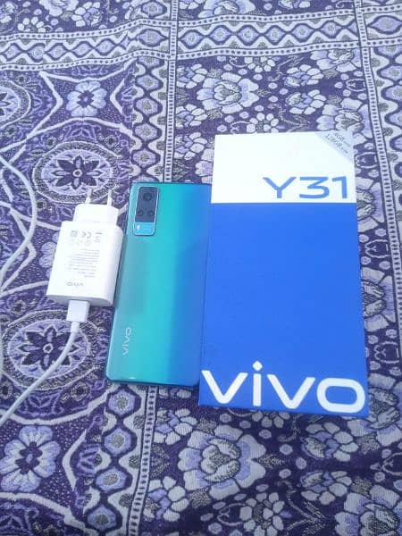 Vivo y31 4/128 with box and charger 6