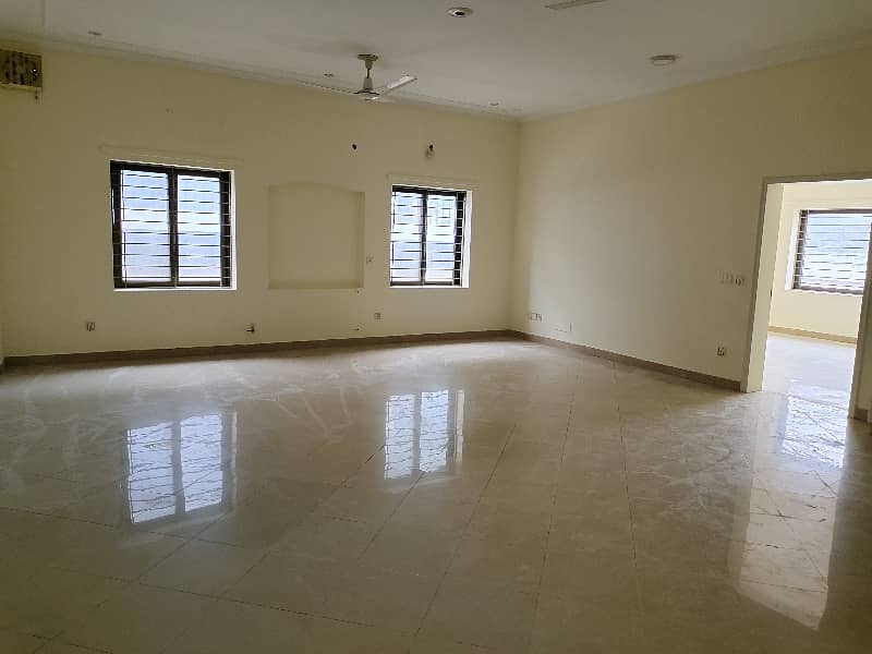 F-11 Main Location 4 Bed Upper Portion Available For Rent 4