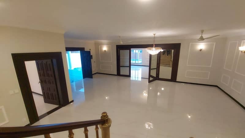 F-11 1000 Sq Yard 7 Bed Full House Available For Rent 12