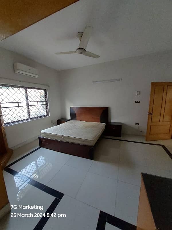 F-8 666sq Yard 3 Bed Fully Furnished Portion Available For Rent 9