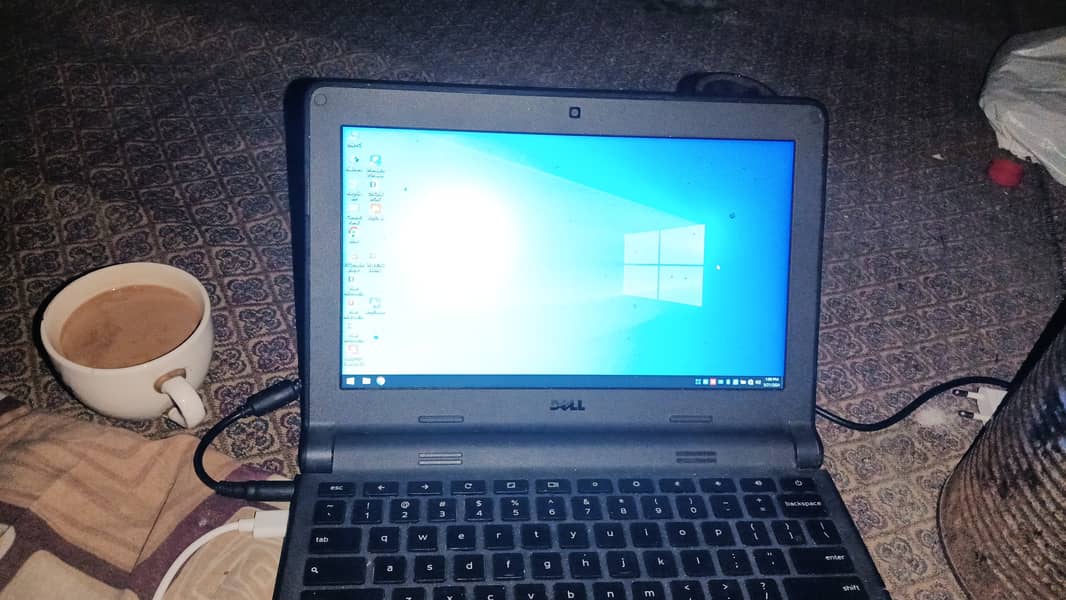 Dell Chrome note book 4gb RAM 16GB SSD card 0