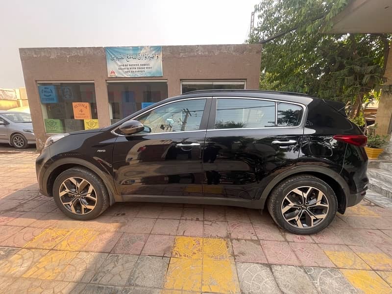 KIA Sportage Black AWD total Genuine 3