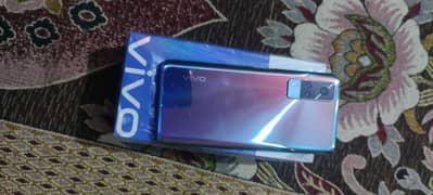 vivo Y53s 128/8+4 with BOX and original charger