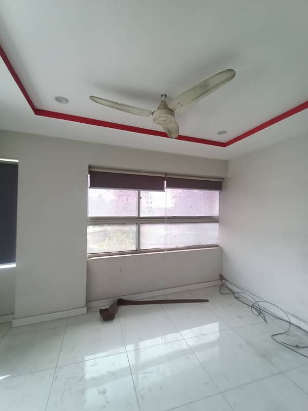 1000 Sqf Office for Rent In Gulberg 6
