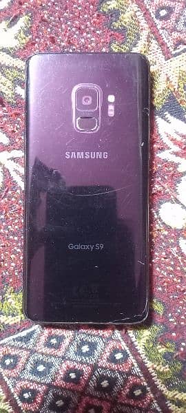 Samsung galaxy S9 NON PTA 4/64 1