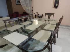 *DINING TABLE FOR SALE*