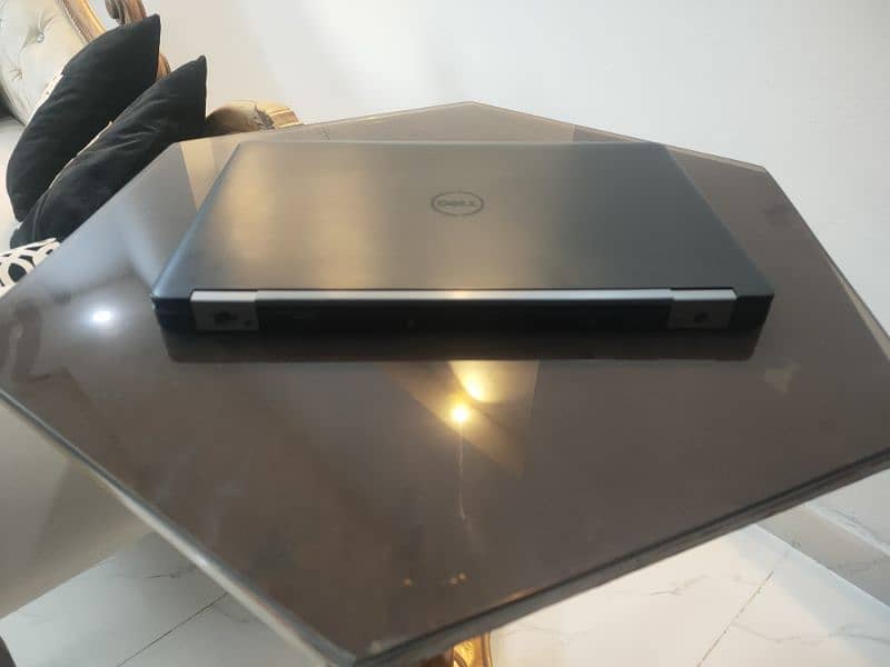 Dell laptop i5 6th gen 4gb 2